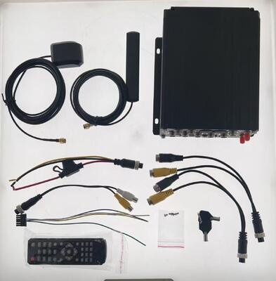 Fahrerüberwachungskamera-Kit mit MDVR für Nutzfahrzeuge in der Kabine und nach vorne gerichtetes Kamerasystem für Flottensicherheit